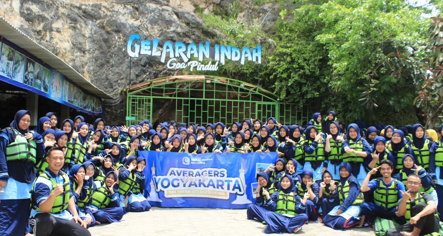 Keseruan Outing Siswa SMP Al-Maahira IIBS Malang Ke Yogyakarta