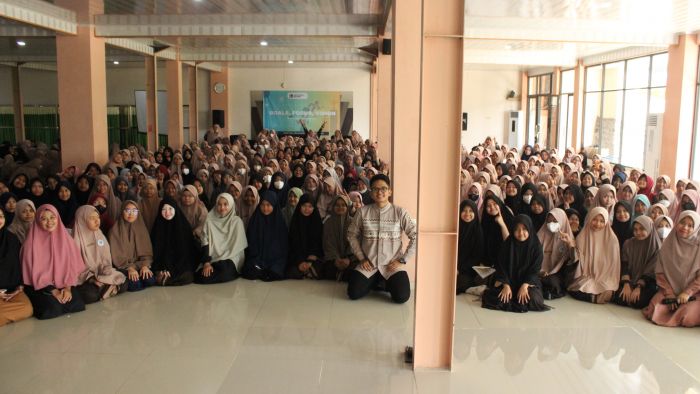 Siapkan Masa Depan Santri Sejak Dini, Al-Maahira Adakan Seminar Bersama Catatan Psikologi_1