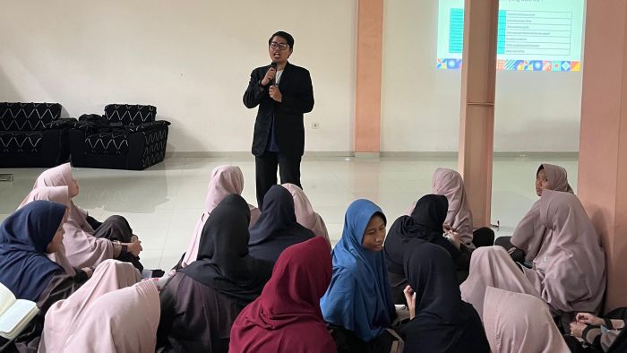 Membangun Karakter dan Rasa Sensibilitas Terhadap Lingkungan Sekolah_1