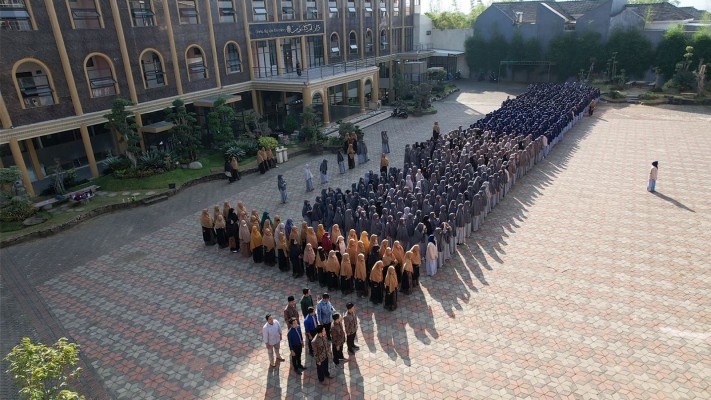 Hari Pendidikan Nasional 2024: Bergerak Bersama, Lanjutkan Merdeka Belajar_2