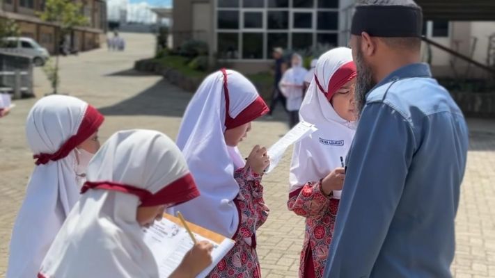 Kunjungan Studi Visual SD Islam Terpadu Robbani: Memberikan Ruang Eksplorasi Anak di Lingkungan Al-Maahira IIBS_1