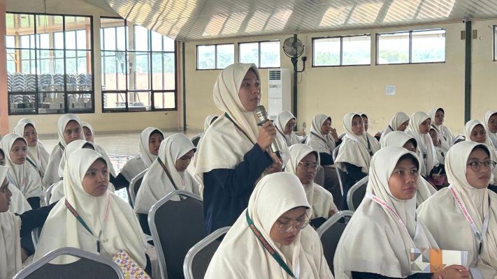 Integrasi Pendidikan Agama Islam dengan Edupreneurship, Kunjungan Studi Pengayaan Lapangan (SPL) UNIDA Gontor Kampus Putri_0