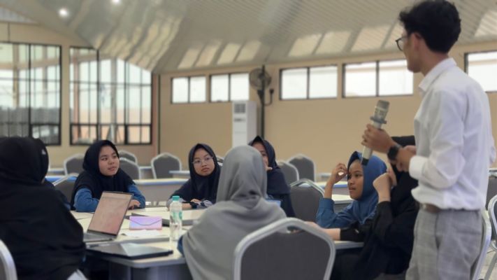 Dorong Semangat Santri Menjadi Wirausaha Muda Lewat Workshop Digital Marketing_2