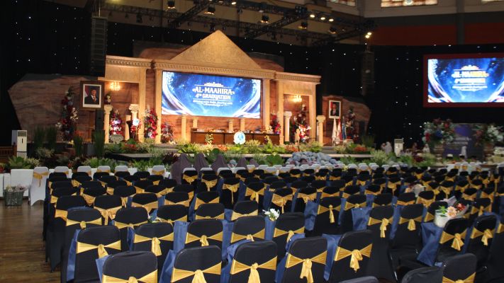 Kemeriahan Wisuda Al-Maahira IIBS Malang Menjadi Momen Refleksi Untuk Keberhasilan Akademik_1